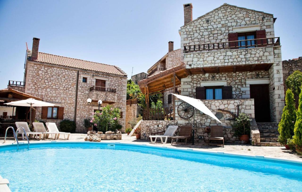 Tsivaras Villas Екстериор снимка